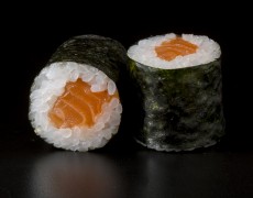 Salmon maki 6pcs